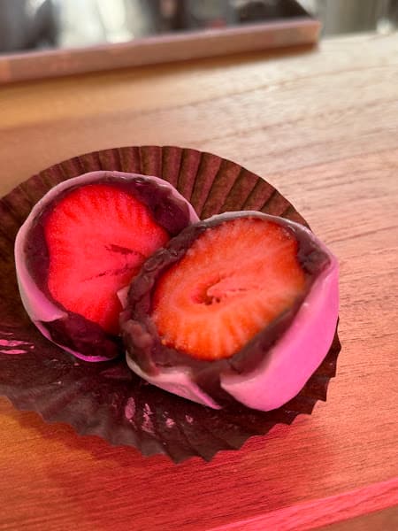 瑞哥雞肉飯（雞霸王雞腿肉飯） - hero 1