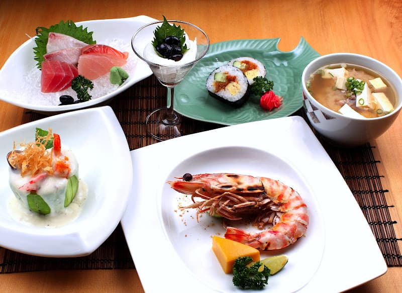 金魚日本料理 - hero 1