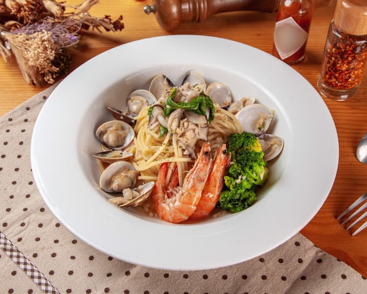 Jn'F 義大利麵 比薩 安居店 - hero 1