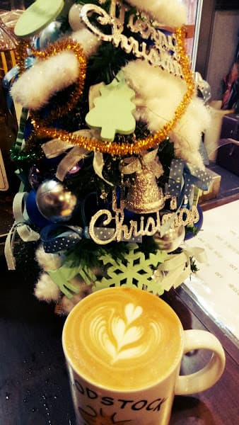 山狗大咖啡館 - hero 1