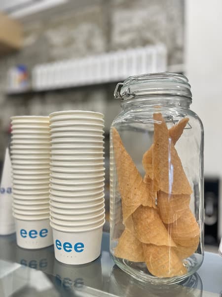 eee ice cream and bakes 冰淇淋 | 純素 | vegan | gluten free - hero 4