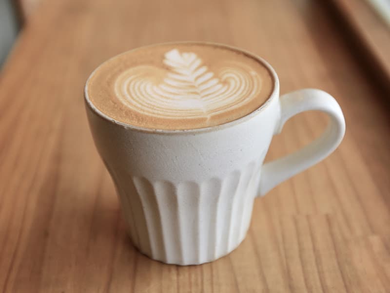 Little M cafe - hero 3