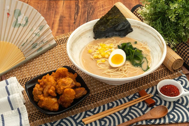 元日本豚骨拉麵搬到新北市新店區文化路1號 - hero 1