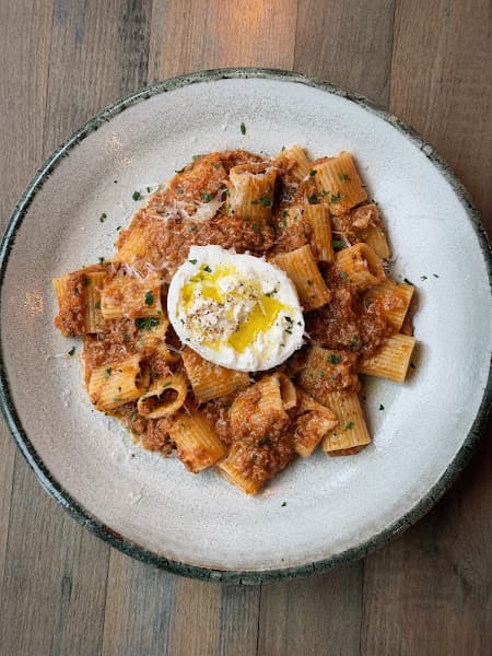 Les Piccola - hero 1