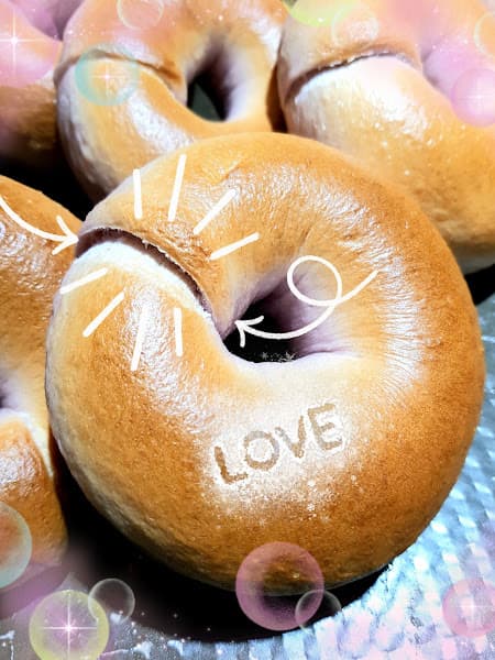 熊愛家貝果Bagel專賣&第八口鳳梨酥(興隆市場71攤) - hero 1