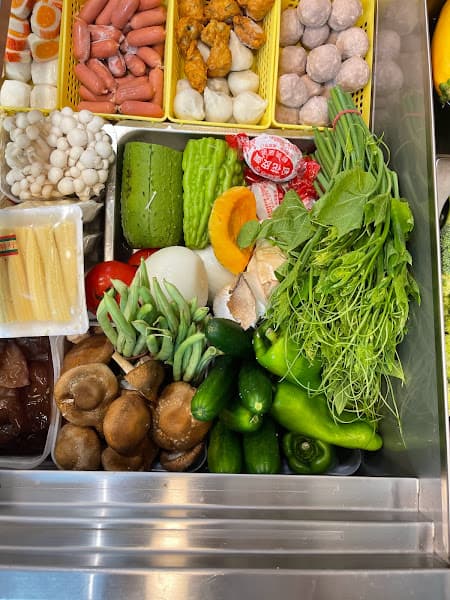 白帝城川式滷味(公館店） - hero 1