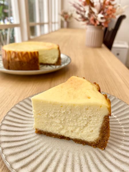 夏班納咖啡館｜自家烘焙豆｜可麗露需提前一天預約｜ - hero 1