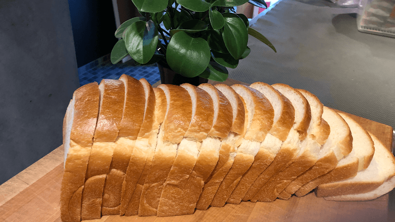 LUGAR老家烘焙 | 酸種天然酵母健康麵包 | 批發 | 餐盒 - hero 2