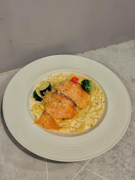 國王の大肉排 - hero 1