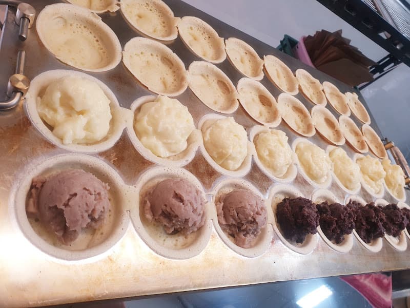 巨巨車輪餅 - hero 1