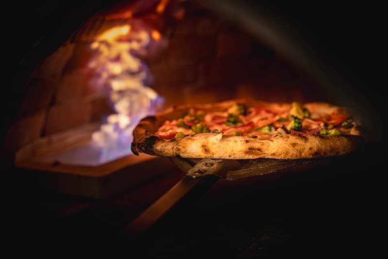 Eating Love 蔬食酸種披薩 - hero 1