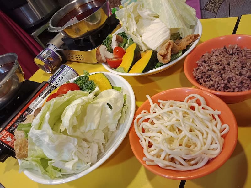 開心農場素食店 - hero 1