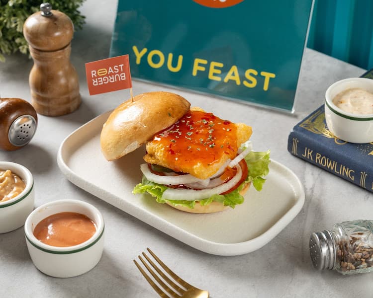 ROAST Burger 爐烤熟成牛肉堡 仁愛復興店 - hero 1