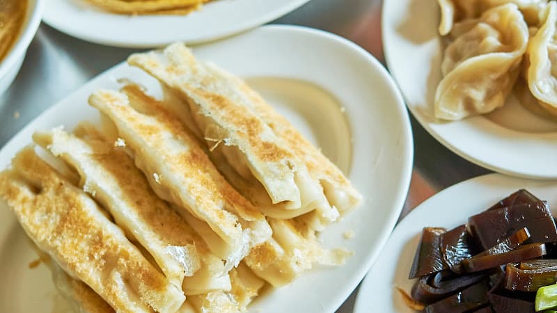 大舅媽鍋貼 - hero 1