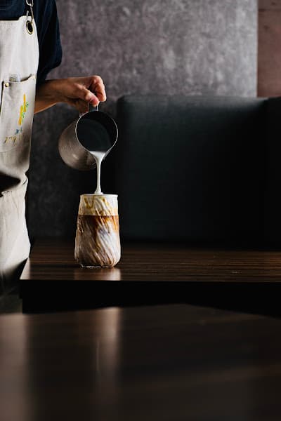 At.First_More早寓 - hero 1