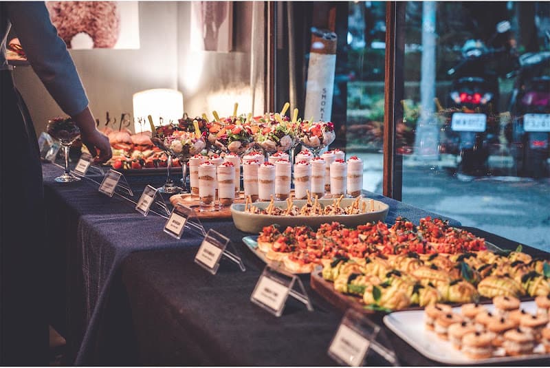 GumGum Beer & Wings - hero 1