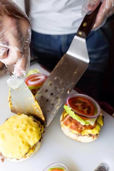 Burger & Co - hero 1