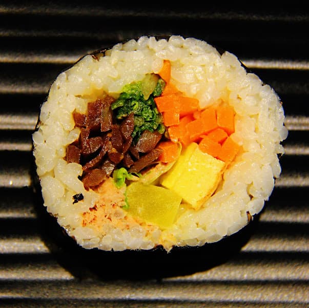 新平洞 김밥 - hero 1