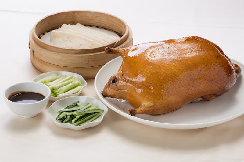 春申食府 - hero 1