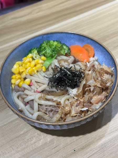 頑食丼飯 - hero 1