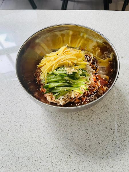 New momo韓式飯捲、韓式鍋物專賣店 - hero 5