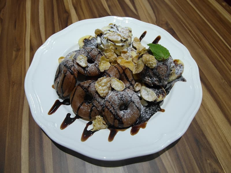 THE BLACK ROSE CAFE - hero 1