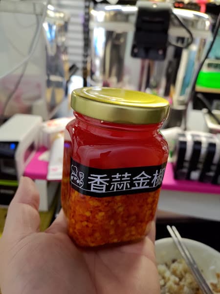 手路活！米粉炒、肉燥飯、黃金檸檬汁。 - hero 3