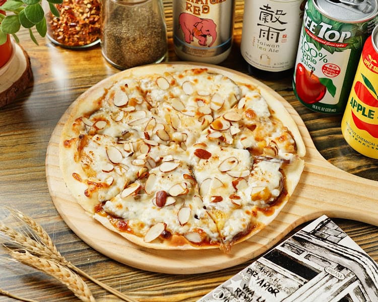 廢柴屋手工窯烤披薩 - hero 1